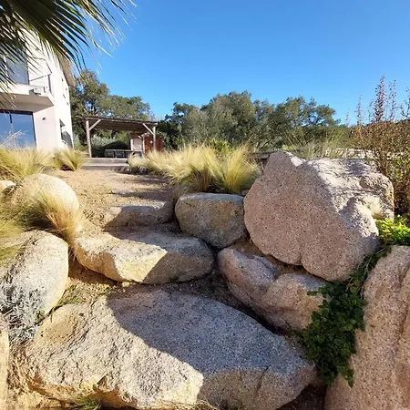 Rondinara Camara - Bed and Breakfast