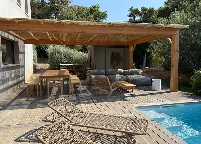 ベッド・アンド・ブレックファスト Rondinara Camara - レクシ