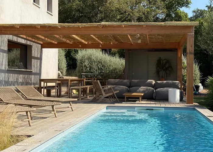 ベッド・アンド・ブレックファスト Rondinara Camara -